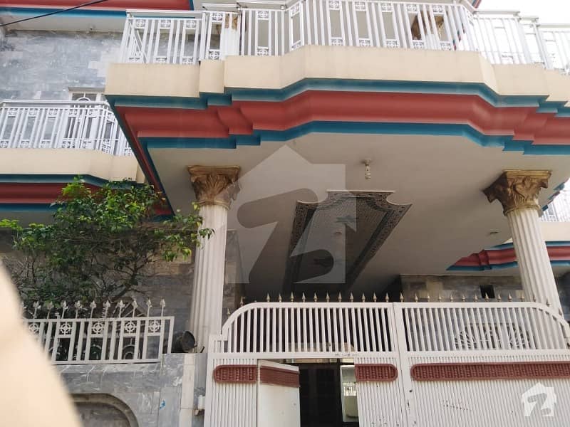 محلہ اسلامیہ سکول جہلم میں 6 کمروں کا 9 مرلہ مکان 85 لاکھ میں برائے فروخت۔