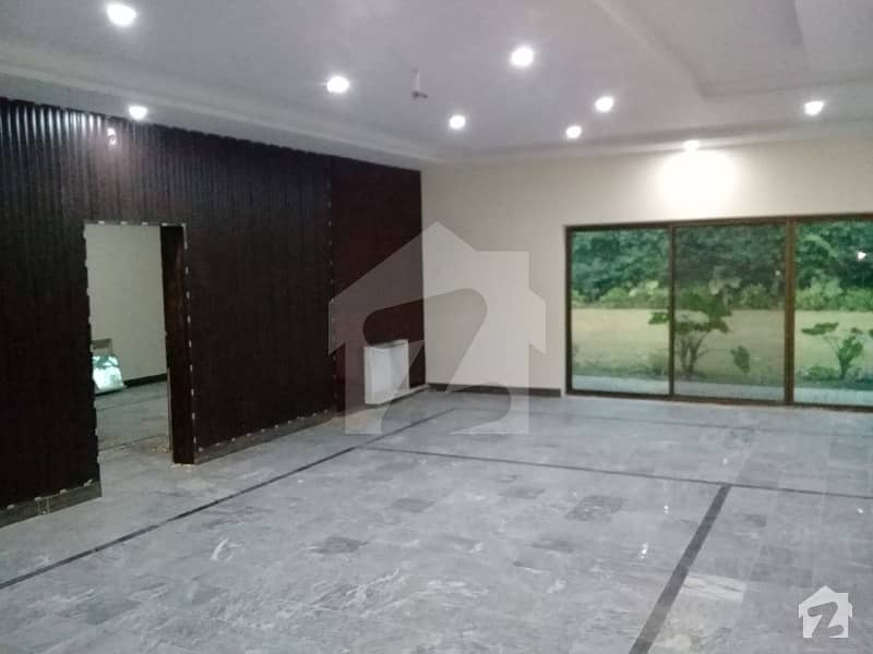House Is Available For Rent In Embassy Road