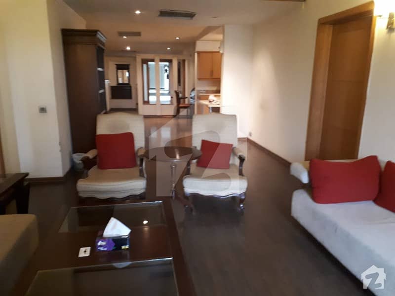 Fully Furnished 10 Marla 3 Bed Apartment For Sale In Park Lane Tower