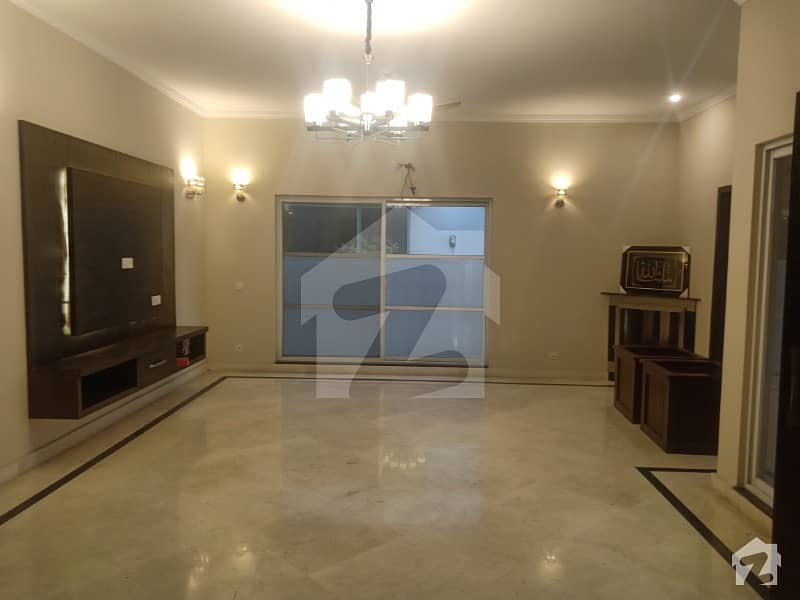 Original Pictures Attached 1 Kanal Brand New House Is Available For Rent Located In Phase 6 K Block Dha Defence