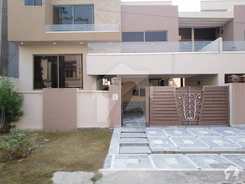 10 Marla House For Sale In P1 Block Of Valencia Housing Society Lahore
