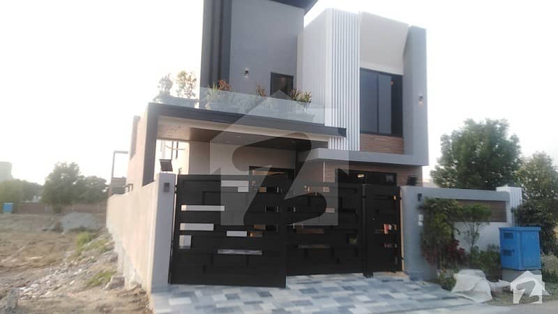 10 Marla Double Storey House For Sale In Lake City Sector M 2A