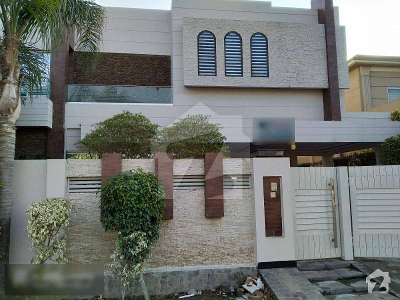 Dha Kanal New Luxury Bungalow For Rent In Cheapest Price