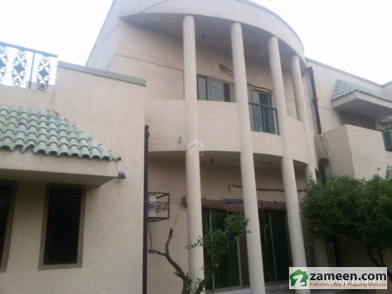 Ghani Estates Offers: 38 Marla Owner Built Fully Furnished Fabulous Bungalow In Punjab Co-operative Society Adjacent Dha