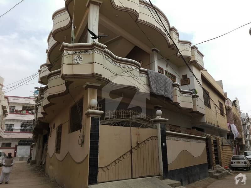 گلستانِِ جوہر ۔ بلاک 12 گلستانِ جوہر کراچی میں 4 کمروں کا 4 مرلہ مکان 1.4 کروڑ میں برائے فروخت۔