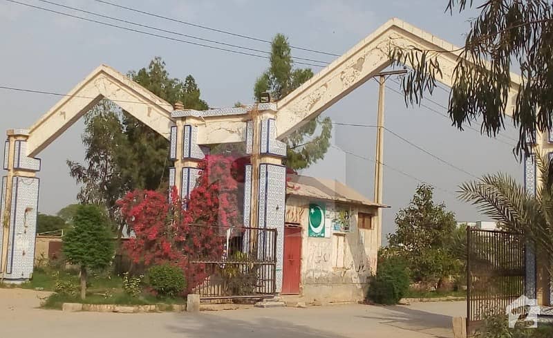 گلشن-اے۔اعجاز کالونی ملتان روڈ ڈیرہ غازی خان میں 5 مرلہ رہائشی پلاٹ 20 لاکھ میں برائے فروخت۔