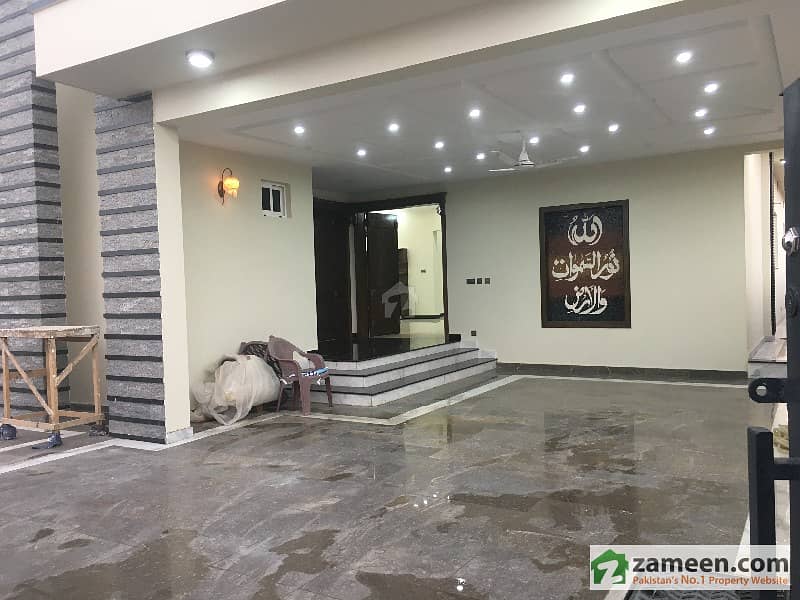 بحریہ ٹاؤن فیز 8 ۔ بلاک اے بحریہ ٹاؤن فیز 8 بحریہ ٹاؤن راولپنڈی راولپنڈی میں 6 کمروں کا 1 کنال مکان 3.25 کروڑ میں برائے فروخت۔ بحریہ ٹاؤن فیز 8 ۔ بلاک اے بحریہ ٹاؤن فیز 8 بحریہ ٹاؤن راولپنڈی راولپنڈی میں 6 کمروں کا 1 کنال مکان 3.25 کروڑ میں برائے فروخت۔