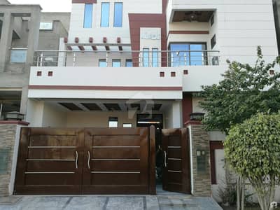 Double Storey Prime Location House Available For Sale Double Storey Prime Location House Available For Sale