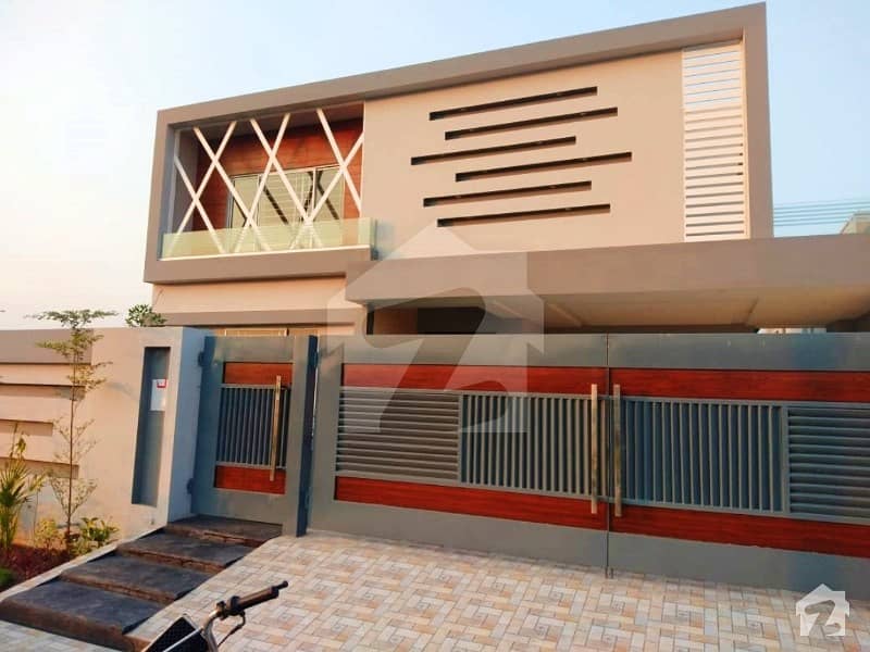 4500 Square Feet House In Dha Defence Phase 6 Lahore Is Available For Rent