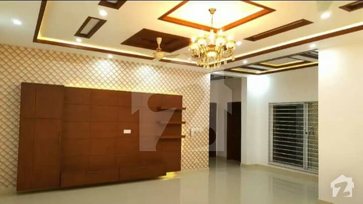 غالب سٹی فیصل آباد میں 4 کمروں کا 5 مرلہ مکان 35 ہزار میں کرایہ پر دستیاب ہے۔