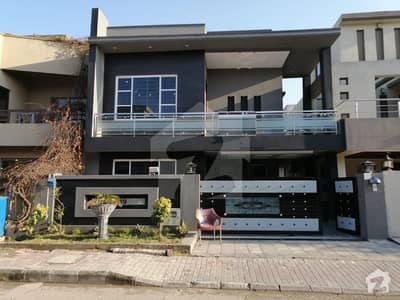 بحریہ ٹاؤن فیز 3 بحریہ ٹاؤن راولپنڈی راولپنڈی میں 5 کمروں کا 10 مرلہ مکان 2.45 کروڑ میں برائے فروخت۔ بحریہ ٹاؤن فیز 3 بحریہ ٹاؤن راولپنڈی راولپنڈی میں 5 کمروں کا 10 مرلہ مکان 2.45 کروڑ میں برائے فروخت۔