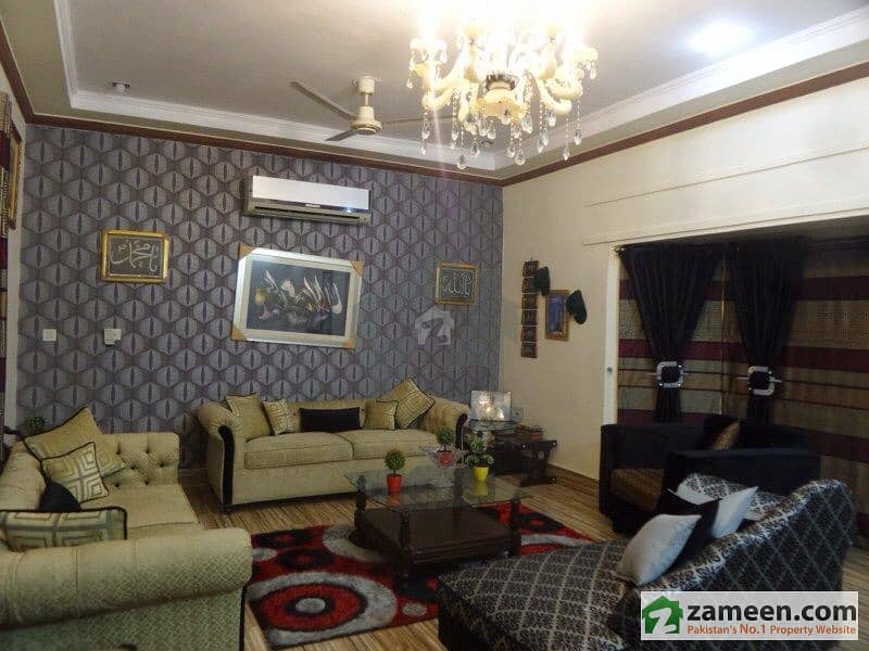 1 Kanal Slightly Used But Well Maintained Beautiful Bungalow For Sale In Lahore Dha Phase 4