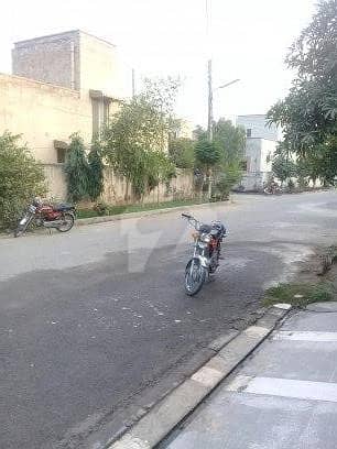 5 Marla Ground Portion House Is Ready For Rent 5 Marla Ground Portion House Is Ready For Rent