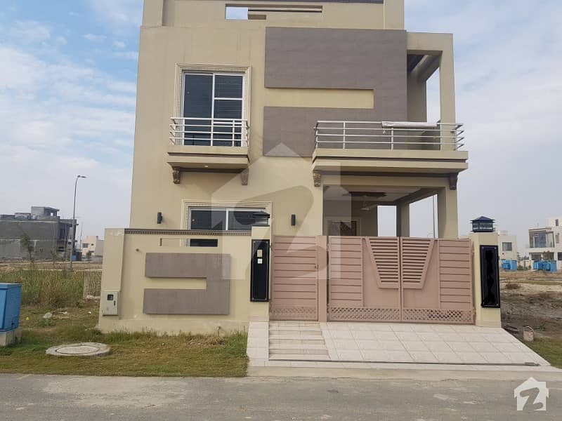 Estate Lines Offers 5 Marla Brand New Lavish Stylish Outclass Bungalow For Sale Facing 8 Marla Back Main 150 Ft Road