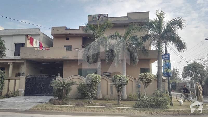 Very Hot Location House For Sale In Paf Officer's Colony Lahore