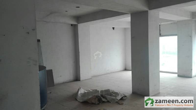 A Real Investment In Gulberg 18 Marla Commercial Building For Sale