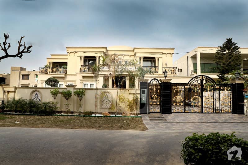 ڈی ایچ اے فیز 3 ڈیفنس (ڈی ایچ اے) لاہور میں 6 کمروں کا 2 کنال مکان 17 کروڑ میں برائے فروخت۔