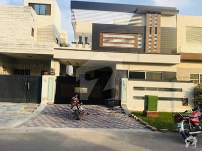 10 Marla Brand New Stylish Dubai Design Bungalow Near Park Masjid in DHA Phase 6 10 Marla Brand New Stylish Dubai Design Bungalow Near Park Masjid in DHA Phase 6
