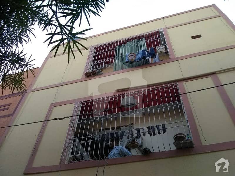 نارتھ کراچی کراچی میں 10 کمروں کا 3 مرلہ مکان 70 لاکھ میں برائے فروخت۔