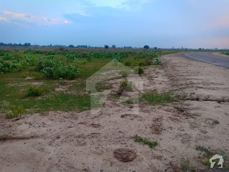 297D 1 Kanal Plot On Super Hot Location With Army Update 150 Road
