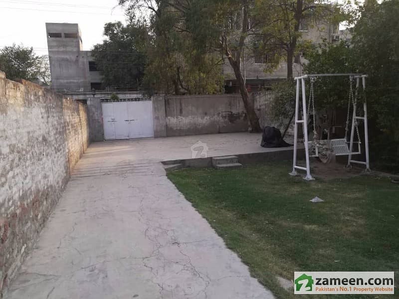 36 Marla Semi Commercial House For Sale At Samnabad