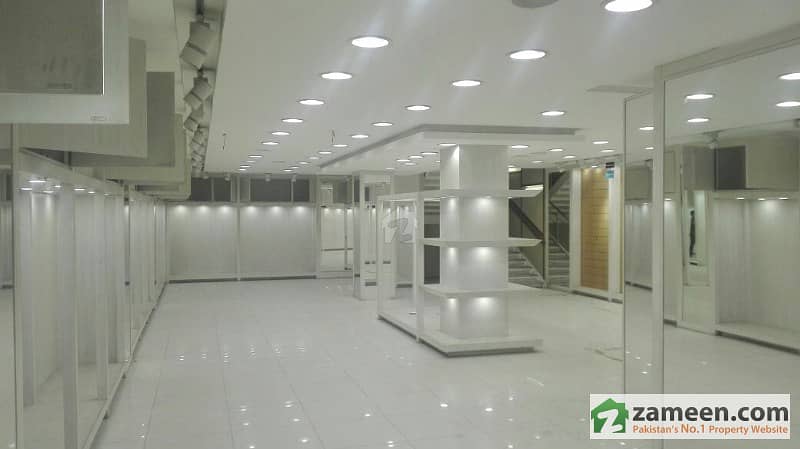 An Ideal Business 1 Kanal Building For Rent An Ideal Business 1 Kanal Building For Rent