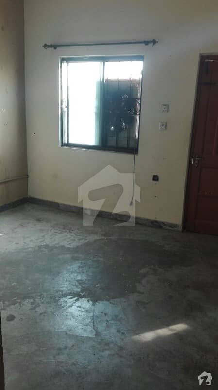 30x50 Sq Ft House Available For Sale In G-10-4 Cda Transfer