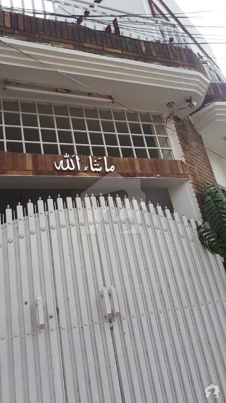 سبزہ زار سکیم ۔ بلاک کے سبزہ زار سکیم لاہور میں 4 کمروں کا 10 مرلہ مکان 65 ہزار میں کرایہ پر دستیاب ہے۔