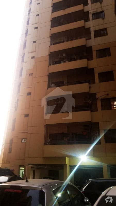 AVAILABLE 4 BED DD FOR SALE IN BISMALLAH TOWER GULISTANEJOUHAR BLOCK 10
