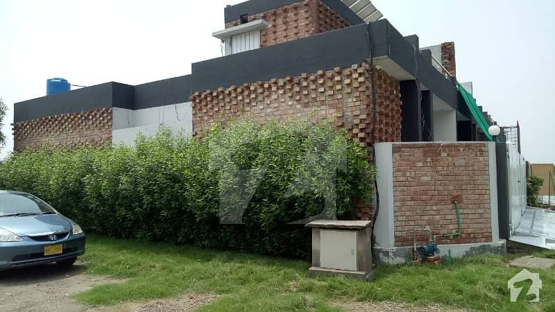 اشرفی ٹاؤن لاہور میں 3 کمروں کا 5 مرلہ مکان 35 لاکھ میں برائے فروخت۔