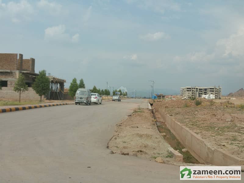 Bahria Enclave 1 Sector N - 5 Marla Plot Park Face Top Location