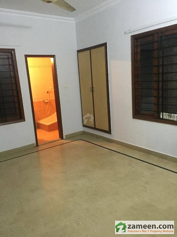3 Bed D/D Portion For Rent Well Maintained Behind Disco Bakery Gulshan