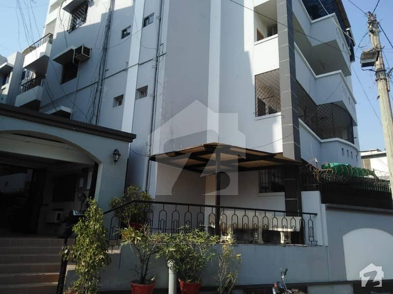 Just Like New  Boundary Wall Apartment For Rent 4 Bedroom With Drawing Dinning