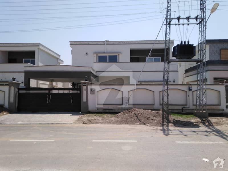 House For Sale In PAF Falcon Complex Gulberg