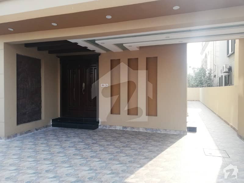 10 Marla Double story house With Basement for Rent in Gulbahar Block Bahria Town Lahore
