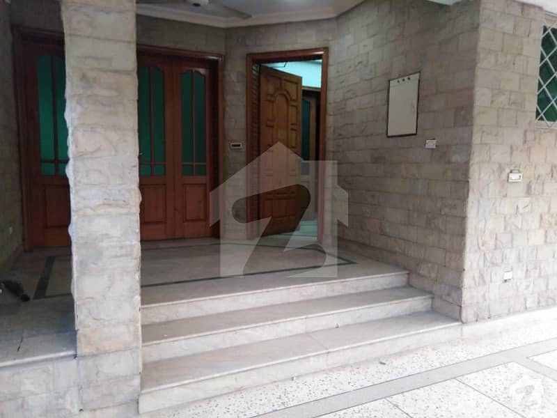 Beautiful Annaxy For Rent Ideal Location
