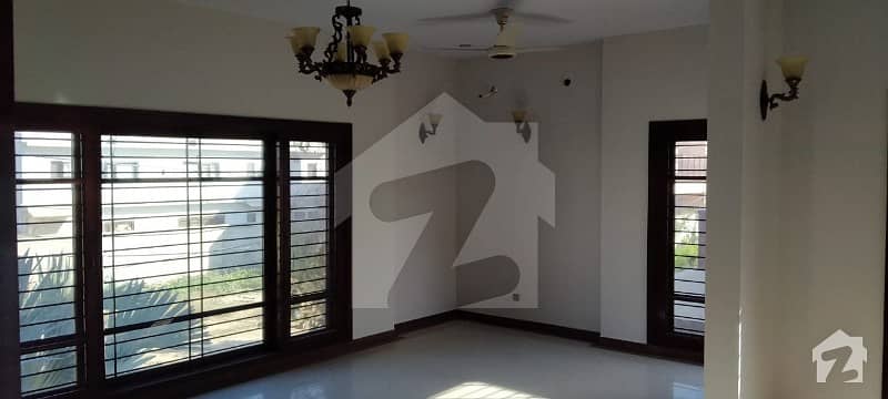 Prime Location Bungalow For Rent In Phase 7 Khayaban E Rizwan