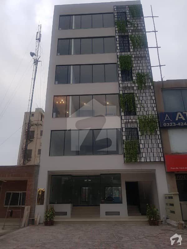 Luxury 570 Sq Feet Apartment For Sale In Bahria Town Sector C Ready For Possession