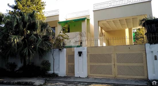 جی ۔ 6 اسلام آباد میں 3 کمروں کا 2 کنال مکان 12 لاکھ میں کرایہ پر دستیاب ہے۔ جی ۔ 6 اسلام آباد میں 3 کمروں کا 2 کنال مکان 12 لاکھ میں کرایہ پر دستیاب ہے۔