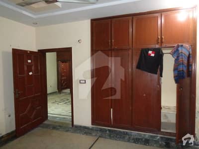 Flat Available on Rent for Students  Job Holder and Bachelor at Kohinoor Faisalabad