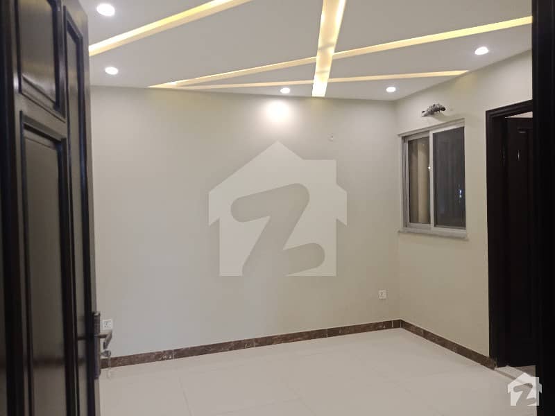 Luxury 560 Sq Feet Apartment For Sale In Bahria Town Secor C