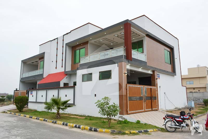 ایگل سٹی ہاؤسنگ سکیم فیصل آباد روڈ سرگودھا میں 6 کمروں کا 5 مرلہ مکان 1.25 کروڑ میں برائے فروخت۔