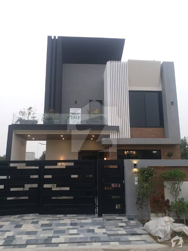 10 Marla Very Luxury And Modern Designed House For Sale At Facing Park