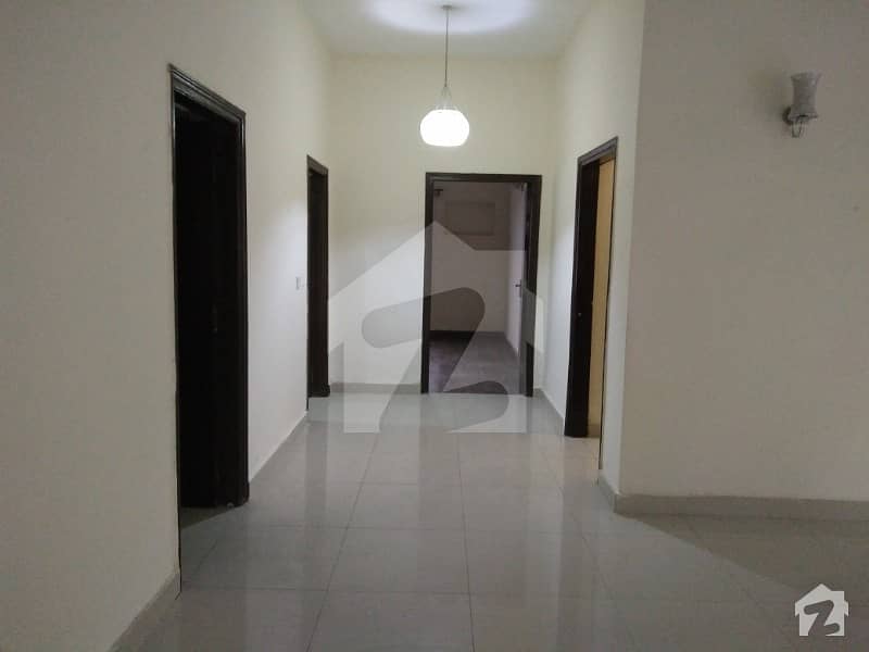 1 Kanal 5 Beds Full House Available For Rent In Main Cantt