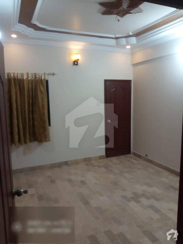 گارڈن ویسٹ کراچی میں 3 کمروں کا 4 مرلہ فلیٹ 60 لاکھ میں برائے فروخت۔