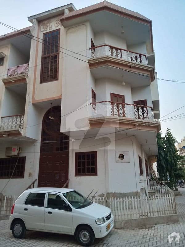 گلستان ظفر جمشید ٹاؤن کراچی میں 7 کمروں کا 5 مرلہ مکان 3.5 کروڑ میں برائے فروخت۔