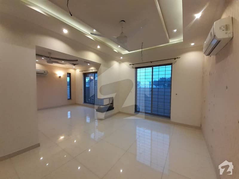 Real Pictures 1 Kanal Luxurious Bungalow Available For Rent In Dha Phase 6