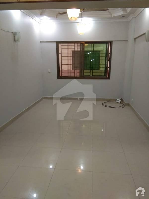 Three bed dd apartment with lift and Car parking 1st floor in civil lines