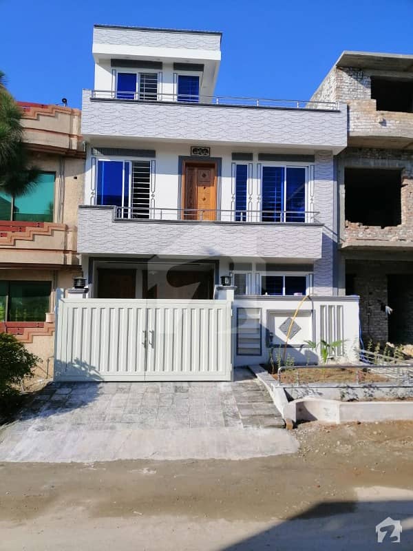 Luxury 25x40 Brand new House For Sale In G 13
