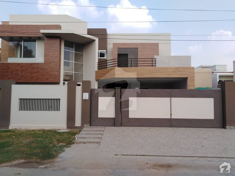 Double Storey House Available For Sale In Wapda Town Phase 1